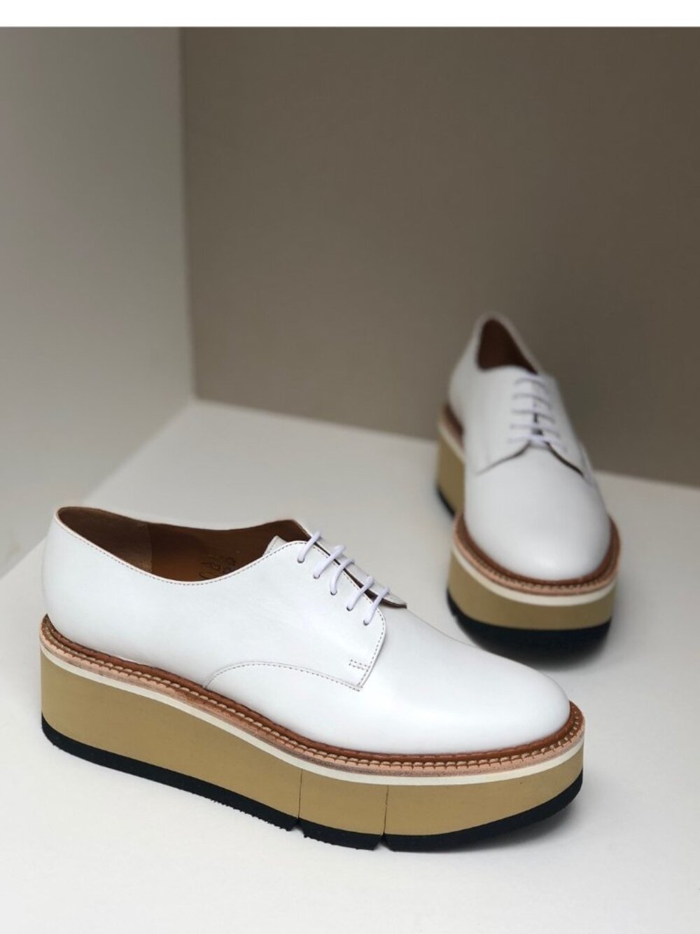 Robert Clergerie Barbara Derby White Leather Shoes Sz 38 $535
